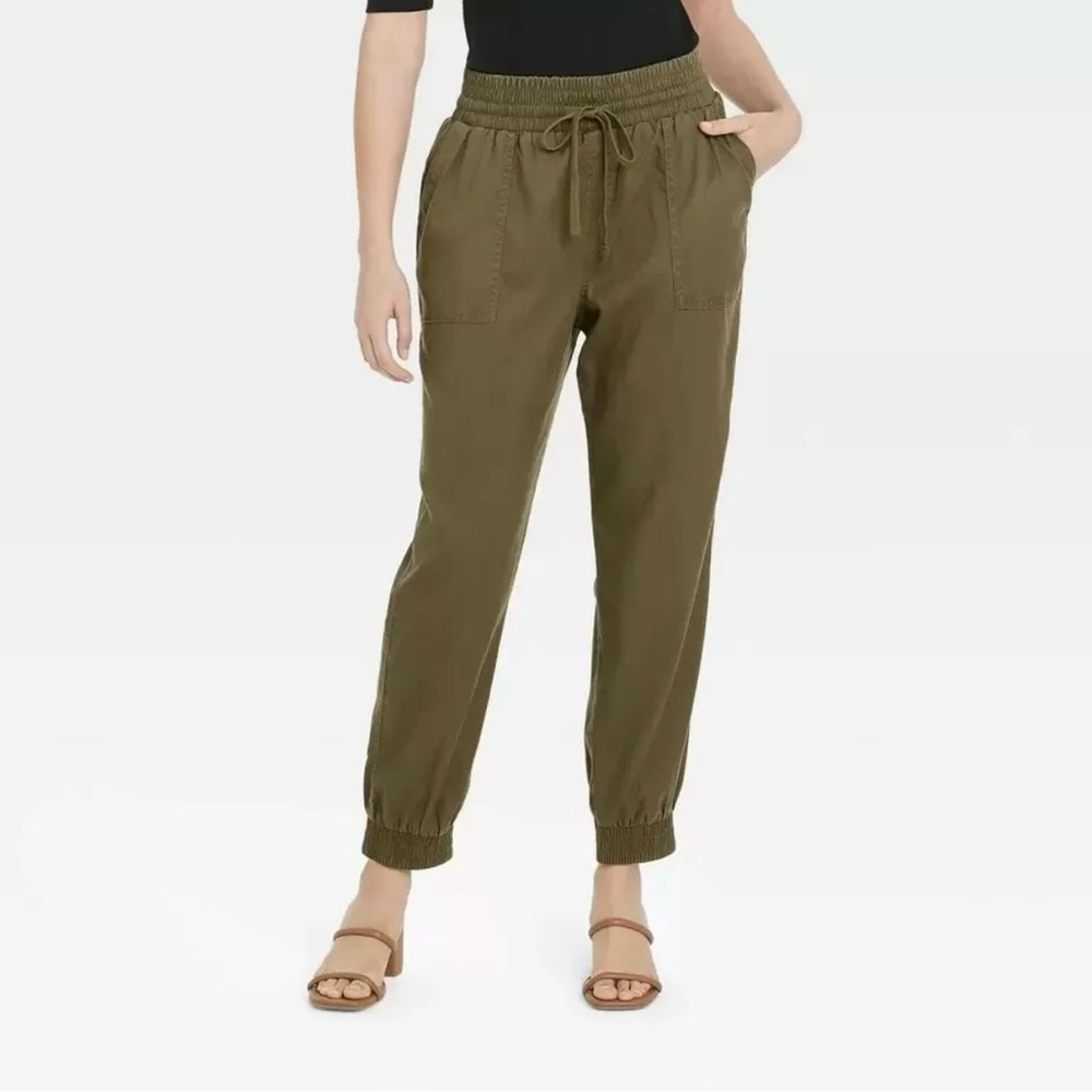 A New Day Women’s High Rise Relaxed Ankle Jogger Olive Green Sz S lyocell cotton